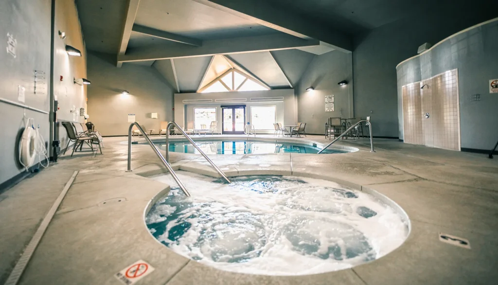 Whirlpool and Pool at Mazatzal Hotel & Casino